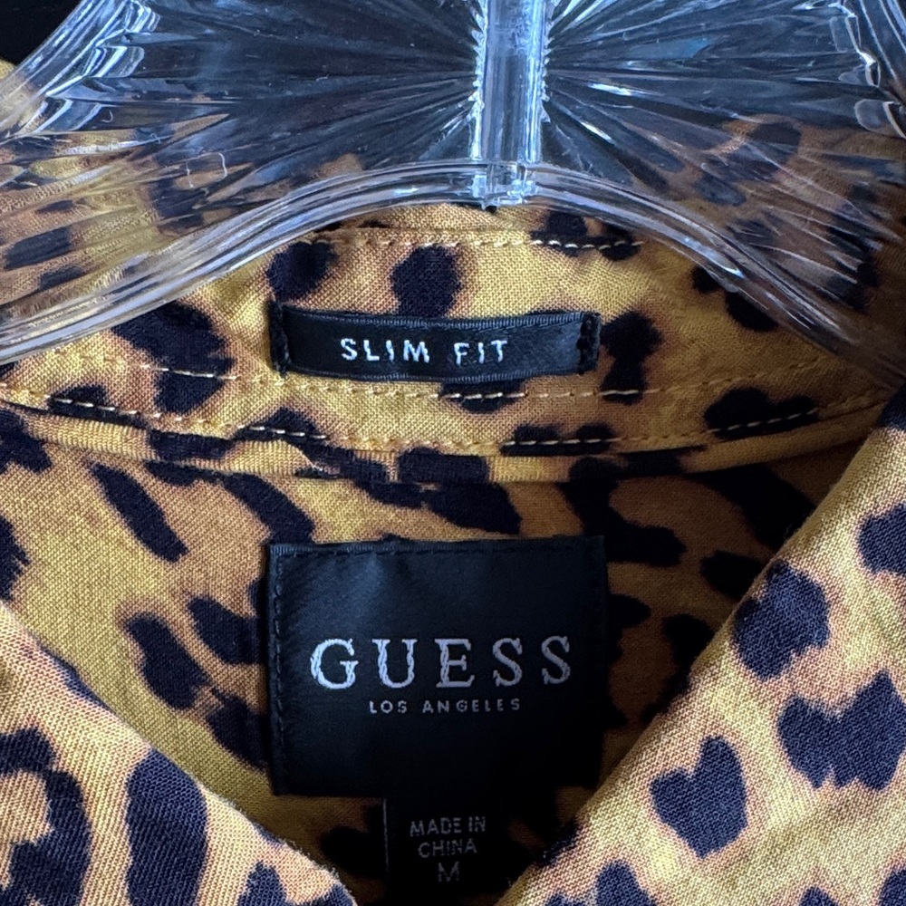 Men’s Guess Leopard print shirt - Picture 2 of 6